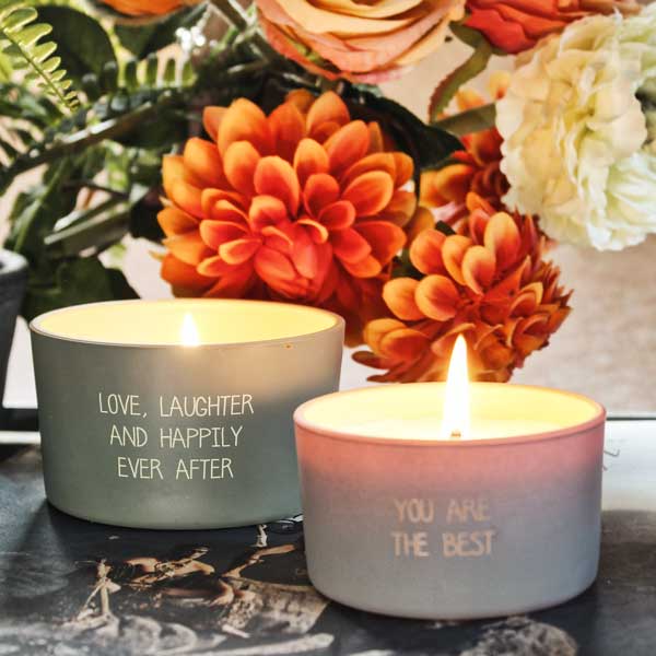 Citronella buitenkaars met quote - Love, laughter, happily ever after